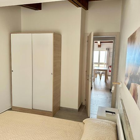 Approdo Apartments Isola Rossa Ngoại thất bức ảnh