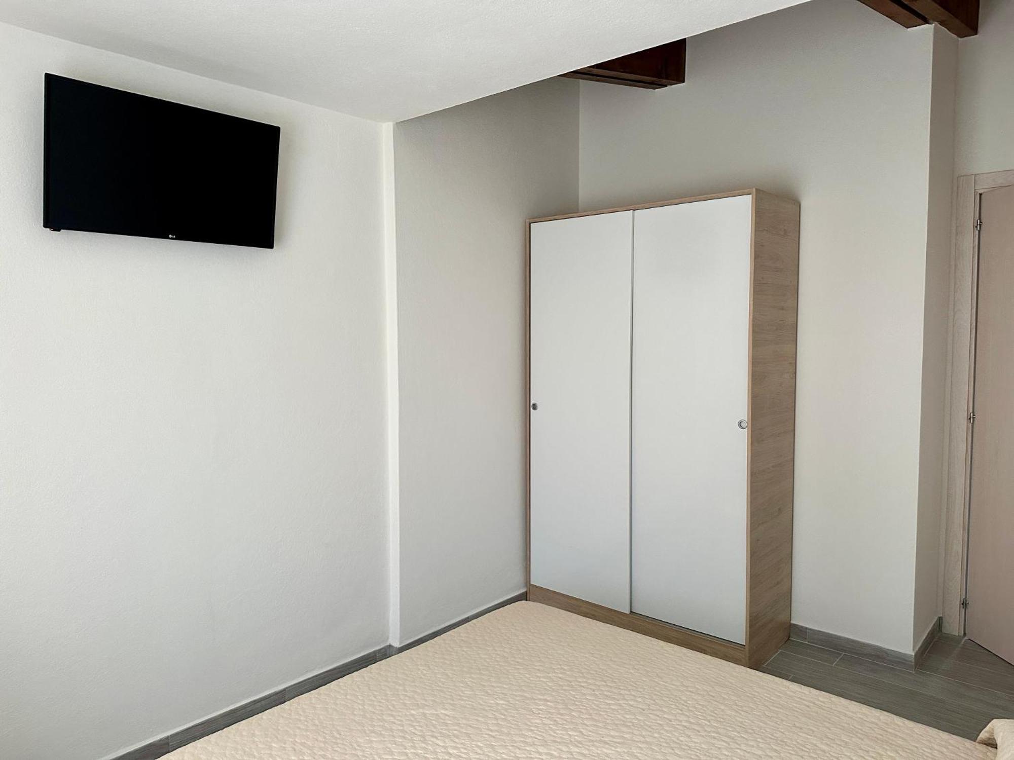 Approdo Apartments Isola Rossa Ngoại thất bức ảnh